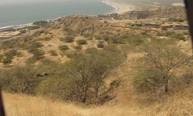 TERRENO CON DOMO NATURAL EN MANCORA