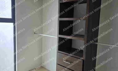 Casa en renta en Salagua, Manzanillo, Colima
📍 A dos cuadras de Av. Elías Zamora – Zona con excelente ubicación