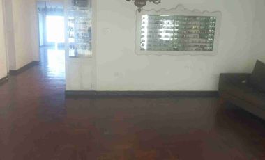 ALQUILO LOCAL COMERCIAL EN SAN ISIDRO, AV. ARAMBURU CON AV PASEO DE LA REPUBLICA 97895----