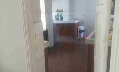 ALQUILO LOCAL COMERCIAL EN SAN ISIDRO, AV. ARAMBURU CON AV PASEO DE LA REPUBLICA 97895----