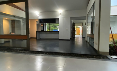 Renta de Casa Campestre en sector El Tigre, Pereira