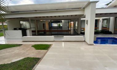 Renta de Casa Campestre en sector El Tigre, Pereira