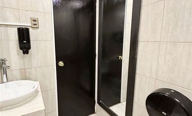 Espacio para estética en reconocido centro de belleza – Vitacura