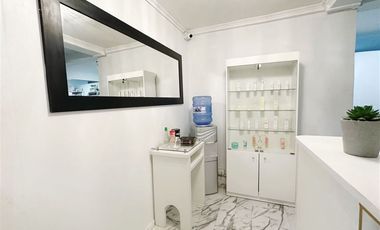 Espacio para estética en reconocido centro de belleza – Vitacura