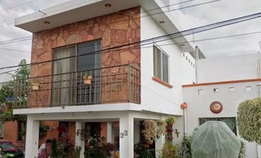 VENTA HERMOSA CASA EN TEZAHUAPAN CUAUTLA
