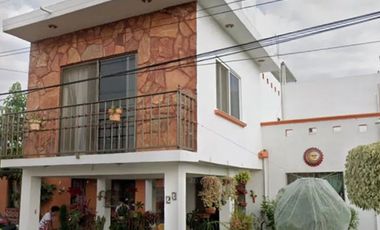 VENTA HERMOSA CASA EN TEZAHUAPAN CUAUTLA