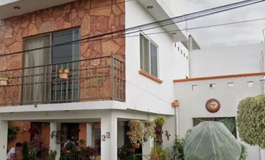 VENTA HERMOSA CASA EN TEZAHUAPAN CUAUTLA
