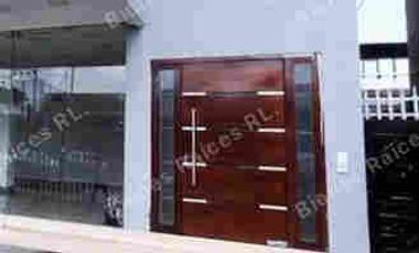 LOCAL COMERCIAL/OFICINA EN ALQUILER EN CDLA. VERNAZA NORTE