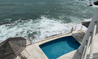 VENTA SUITE EN CONDOMINIO TORRE GEMELA SUR