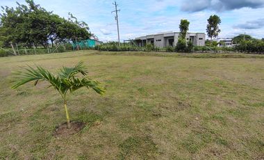 Renta amplia Casa Campestre en Parcelación Cerrada, Cerritos Pereira