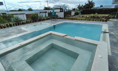 Renta amplia Casa Campestre en Parcelación Cerrada, Cerritos Pereira
