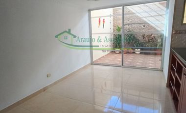 En Girardot - Cudninamarca vendemos casa de dos pisos en Condominio Bello Horizonte