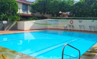 En Girardot - Cudninamarca vendemos casa de dos pisos en Condominio Bello Horizonte