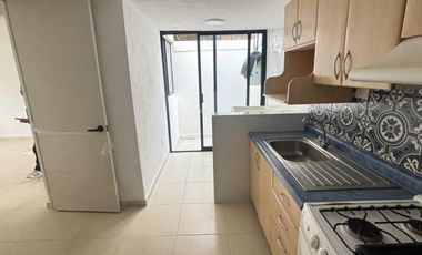 CASA EN RENTA EN PASEOS DEL RIO PERIFERICO Y BOULEVARD CARMELITAS