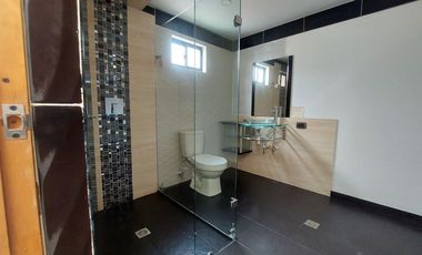 Venta de Casa Unifamiliar – San Antonio de Prado, La Rosaleda.