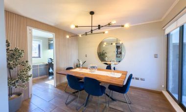 Casa En Condominio, Los Piñones · Arriendo Uf 32