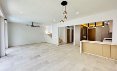 Casa en venta a estrenar, en Puerto Vallarta, en Coto privado frente a la Terminal Maritima