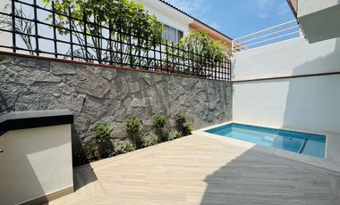 Casa en venta a estrenar, en Puerto Vallarta, en Coto privado frente a la Terminal Maritima