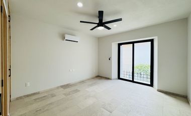 Casa en venta a estrenar, en Puerto Vallarta, en Coto privado frente a la Terminal Maritima