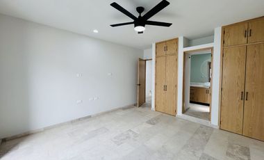 Casa en venta a estrenar, en Puerto Vallarta, en Coto privado frente a la Terminal Maritima
