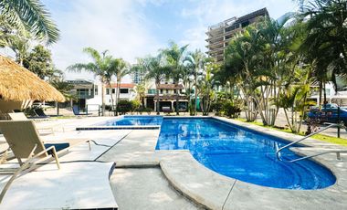 Casa en venta a estrenar, en Puerto Vallarta, en Coto privado frente a la Terminal Maritima