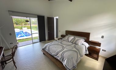 Casa Campestre en venta - Sector Club Campestre Armenia