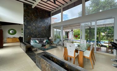 Casa Campestre en venta - Sector Club Campestre Armenia