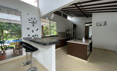 Casa Campestre en venta - Sector Club Campestre Armenia
