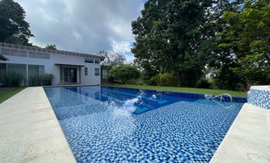Casa Campestre en venta - Sector Club Campestre Armenia