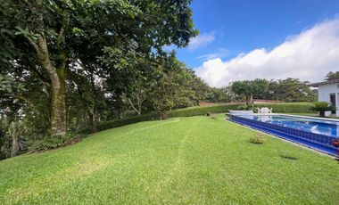 Casa Campestre en venta - Sector Club Campestre Armenia