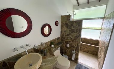 Casa Campestre en venta - Sector Club Campestre Armenia