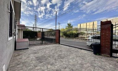 Escobar Propiedades arrienda, Los Andes a empresas, casa amoblada, 5 dormitorios, 4 baños