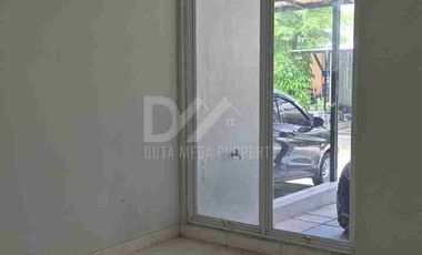 Rumah secondary dalam cluster Ayna Graha Raya masih standart developer