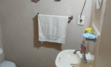 VENDO CASA ADJUDICADO EN FRACCIONAMIENTO VILLA FONTANA, TLAQUEPAQUE CERCA AEROPUERTO GUADALAJARA