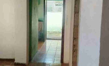 VENTA TERRENO 200M CON 2 CASAS Y 2 FRENTES CHILLOGALLO