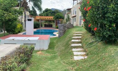 Casa frente a alberca en Senderos del Lago, en Jocotepec