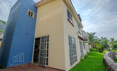 Casa frente a alberca en Senderos del Lago, en Jocotepec