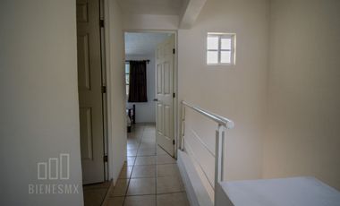 Casa frente a alberca en Senderos del Lago, en Jocotepec