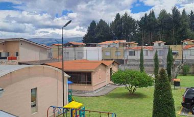 Alquiler  casa valle de los chillos