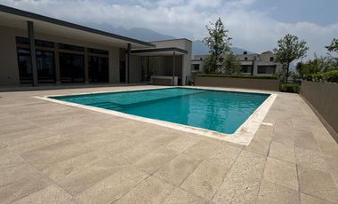 CASA VENTA DOMINIO CUMBRES EN GARCIA NUEVO LEON