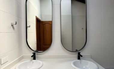 PRECIOSA Y AMPLÍSIMA CASA CAMPESTRE  REFORMADA DE 238 M2 EN EL SECTOR DE PALERMO.