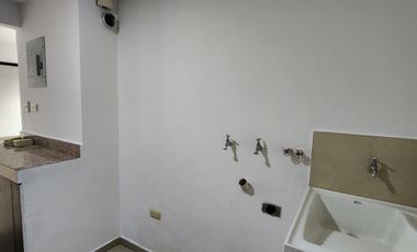 ¡Vendo! Departamento La Vista Towers 2 Dormitorios, Cerca City Mall La Rotonda