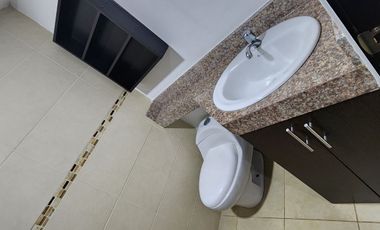¡Vendo! Departamento La Vista Towers 2 Dormitorios, Cerca City Mall La Rotonda
