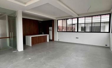 Modern Brand new home in Tivoli Royale