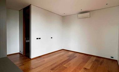 Modern Brand new home in Tivoli Royale