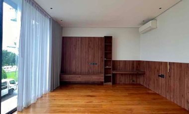 Modern Brand new home in Tivoli Royale