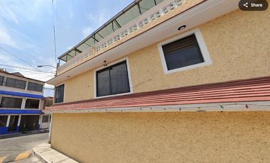 CASA EN REMATE BANCARIO CALLE 631 CLV