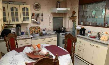 SE VENDE CASA EN MACUL