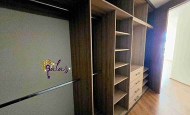 AMPLIO DEPARTAMENTO REMODELADO!!