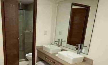 AMPLIO DEPARTAMENTO REMODELADO!!